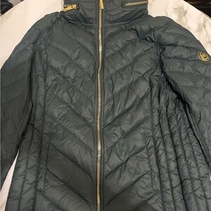 Women's Navy Blue Puffer Jacket